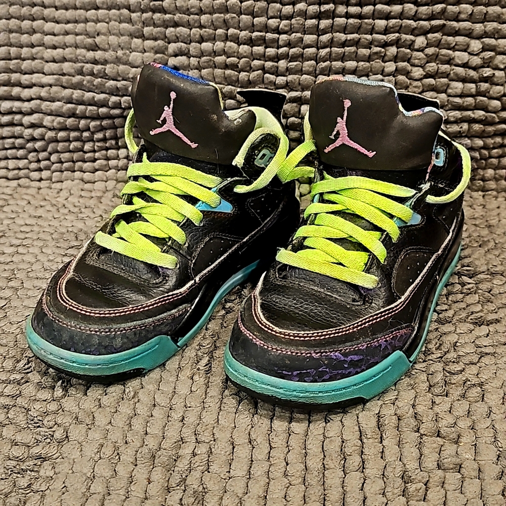 Jordan sneakers playtime 11c
